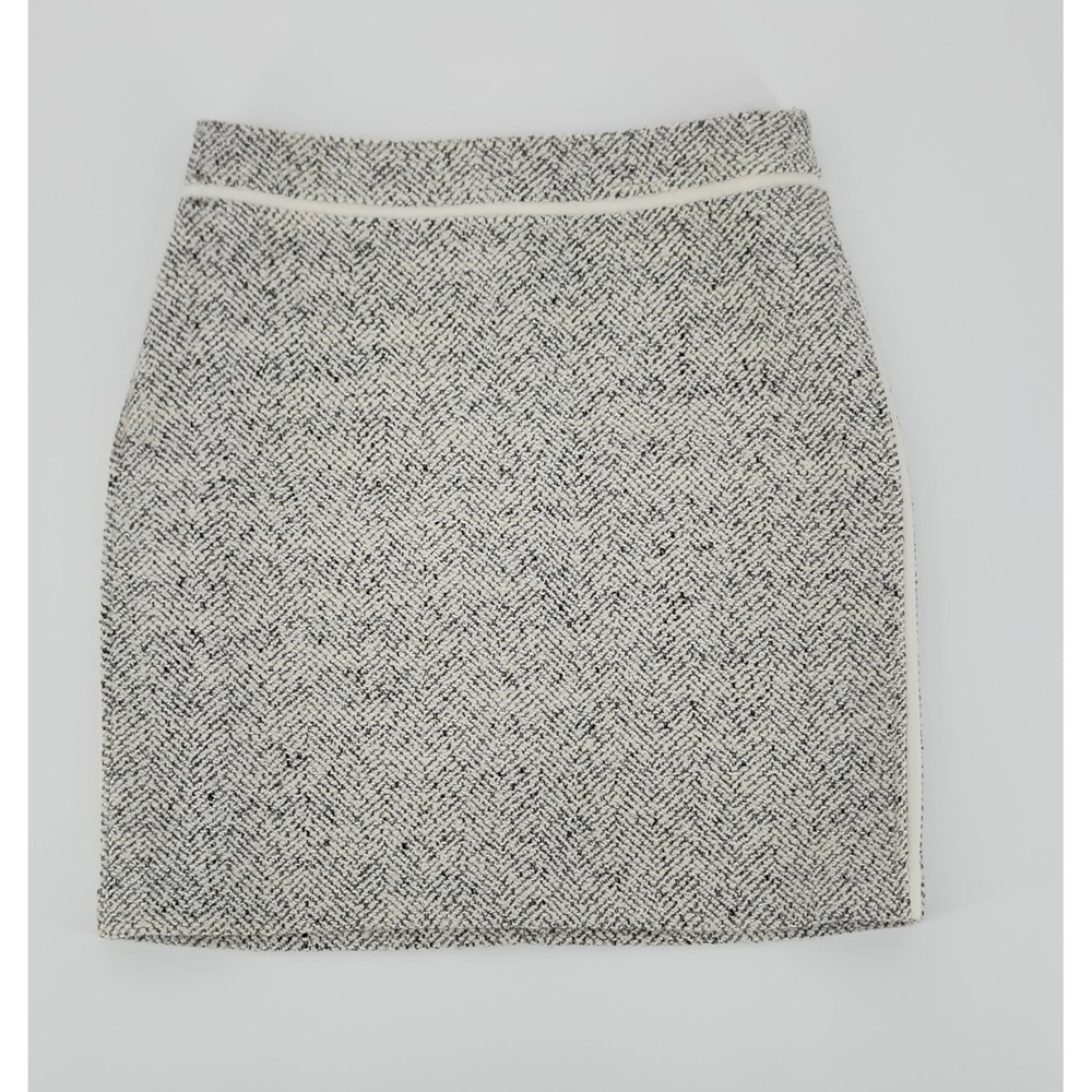 White House Black Market Herringbone Tweed Mini Skirt Black White Size 2 Piping